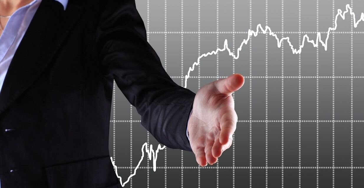 «Ξεκινώ Επιχειρηματικά»: 70 εκατ. ευρώ από το ΕΣΠΑ για ενίσχυση νέων πτυχιούχων