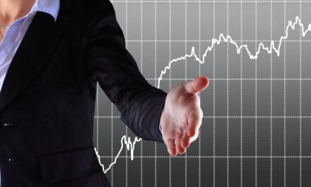 «Ξεκινώ Επιχειρηματικά»: 70 εκατ. ευρώ από το ΕΣΠΑ για ενίσχυση νέων πτυχιούχων