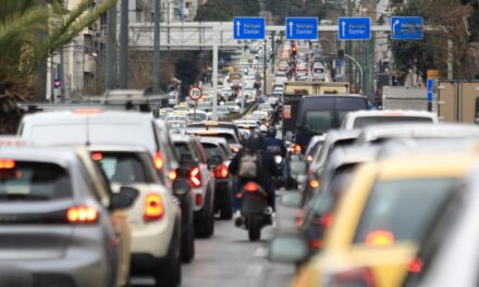 Η Αθήνα σε κυκλοφοριακή ασφυξία