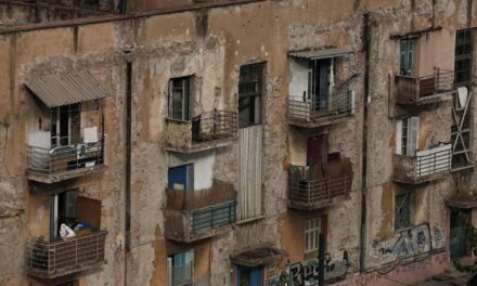 Κοινωνική κατοικία με ευρωπαϊκή χρηματοδότηση – «Καμία κατεδάφιση, καμία εμπορευματοποίηση»