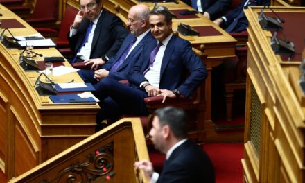 Ν. Ανδρουλάκης προς Κ. Μητσοτάκη: Και ο Όρμπαν θα ντρεπόταν
