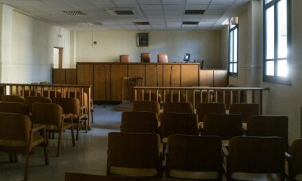 Την ενοχή του πρώην αστυνομικού της Βουλής ζητεί η εισαγγελέας