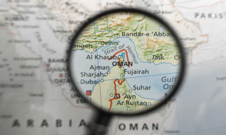 Πολύμηνο αποκλεισμό του Ιράν σχεδιάζουν οι ΗΠΑ