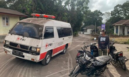 Ινδονησία: Οκτώ νεκροί από συντριβή ιδιωτικού ελικοπτέρου