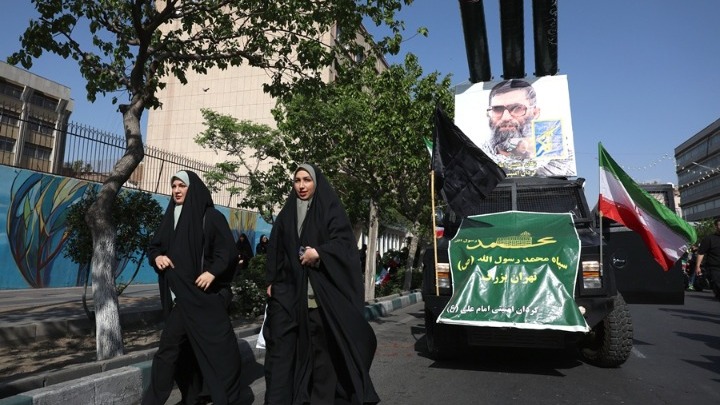 Με το δάχτυλο στη σκανδάλη στη Μέση Ανατολή- Κλειστά τα Στενά του Ορμούζ