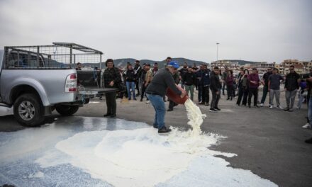 Λέσβος: Παραμένουν επί ποδός οι κτηνοτρόφοι