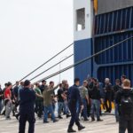 Συνεχίζεται για έκτη μέρα ο αποκλεισμός του λιμανιού της Μυτιλήνης