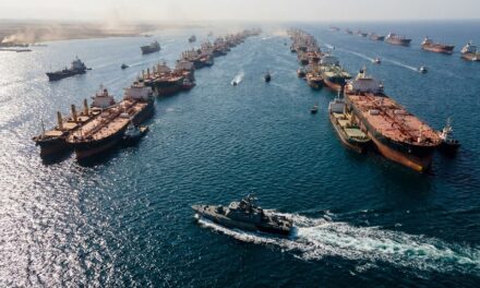 LIVE – Ιράν: Απειλεί με πλήγμα όποιο πλοίο πλησιάσει τα Στενά του Ορμούζ