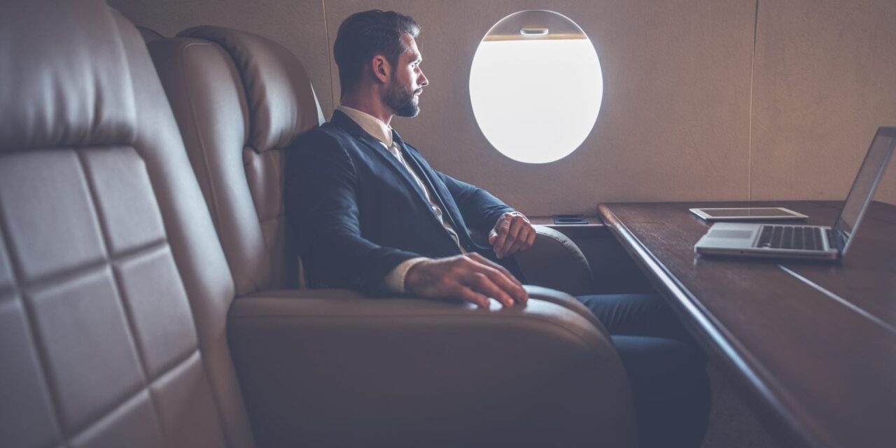 Ζητείται λέξη για τους εκατομμυριούχους των ΗΠΑ που δεν θεωρούν τους εαυτούς τους πλούσιους