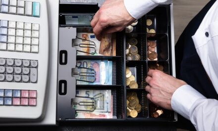 Άνοδος 7,2% στον κύκλο εργασιών τον Φεβρουάριο