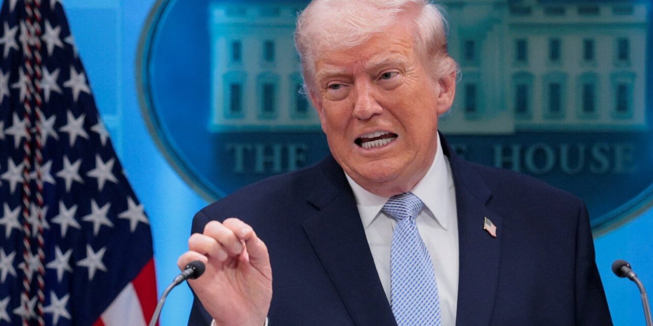 Τραμπ: Στέλνω ομάδα στο Πακιστάν για διαπραγματεύσεις με το Ιράν