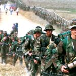 Τουλάχιστον 52 νεκροί σε συγκρούσεις μεταξύ δύο αντίπαλων ανταρτικών οργανώσεων