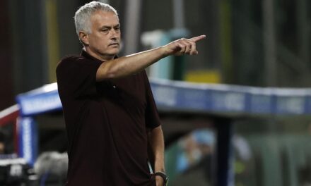 Η Ρεάλ πλήρωσε την Μπενφίκα και επαναφέρει τον Μουρίνιο στη Μαδρίτη