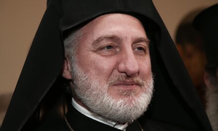 Ένιωσε αδιαθεσία κατά τη διάρκεια της Θείας Λειτουργίας