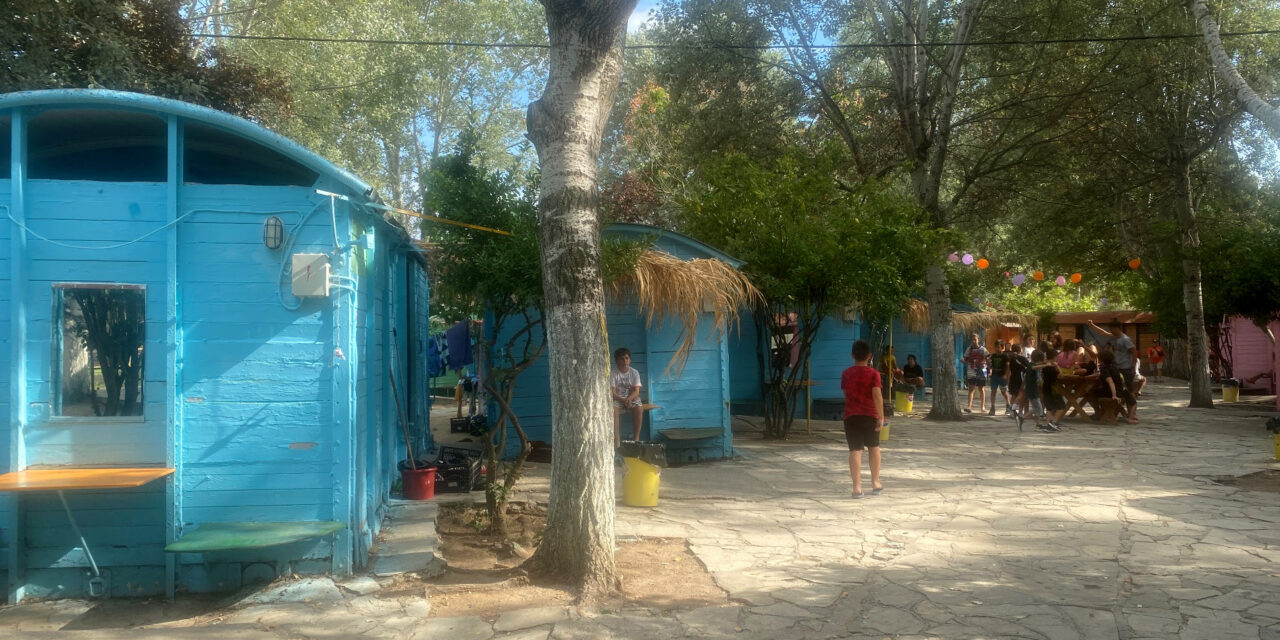 ΔΥΠΑ: Ξεκινούν αύριο οι αιτήσεις για τις 70.000 επιταγές παιδικών κατασκηνώσεων