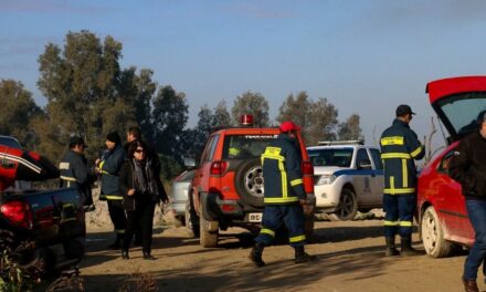 Ελάτη: Ανασύρθηκε σώος 70χρονος Αυστριακός μοτοσυκλετιστής που είχε πέσει σε δύσβατο σημείο
