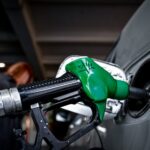 Πρ. Ομοσπονδίας Βενζινοπωλών: Ένα λεπτό χαμηλότερη η βενζίνη και τρία το πετρέλαιο κίνησης την Τρίτη