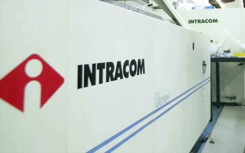 Η προσοχή στο μέρισμα της Intracom