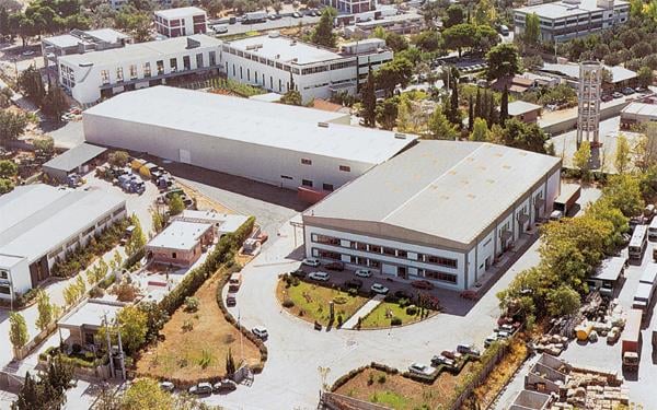 Στον δρόμο της επιστροφής η Yalco