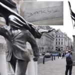 Επιβεβαίωσε ότι το μυστήριο άγαλμα στο κέντρο του Λονδίνου είναι δικό του έργο