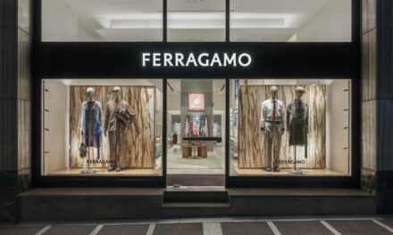 Ανακαινισμένη boutique Ferragamo στο κέντρο της Αθήνας από τον όμιλο Φάις  