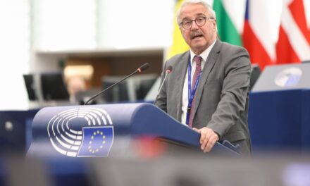 Η Κομισιόν αποδέχεται την πρόταση του για δημιουργία στρατηγικών αποθεμάτων για τα λιπάσματα