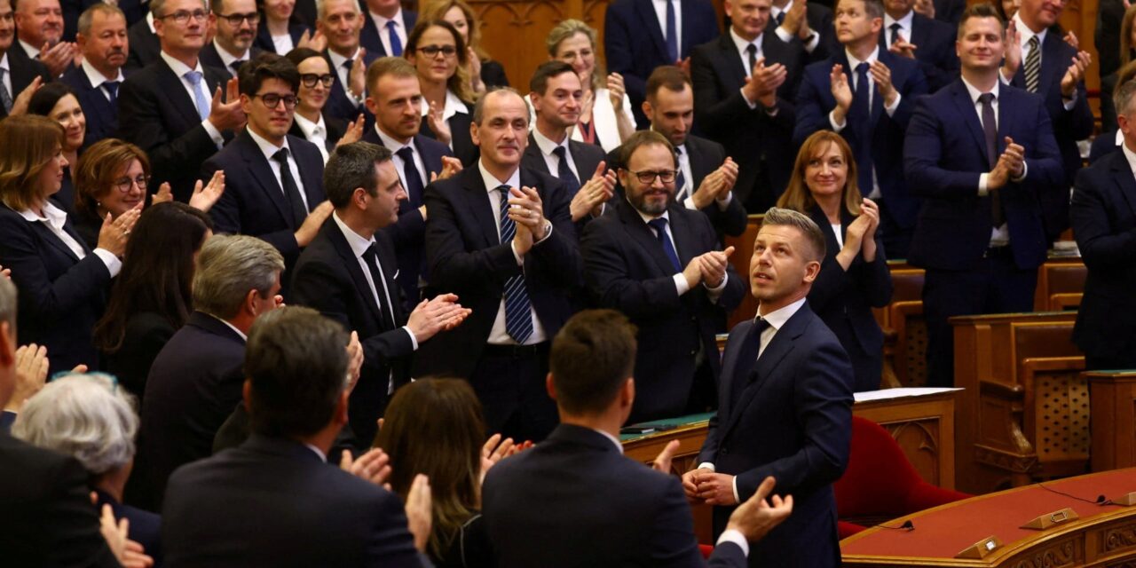 Ορκωμοσία Μάγιαρ με μηνύματα υπέρ της Ευρώπης