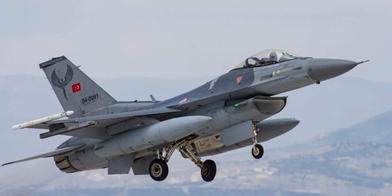 Αερομαχία με οπλισμένα F-16 στο Αιγαίο και μπαράζ παραβάσεων και παραβιάσεων