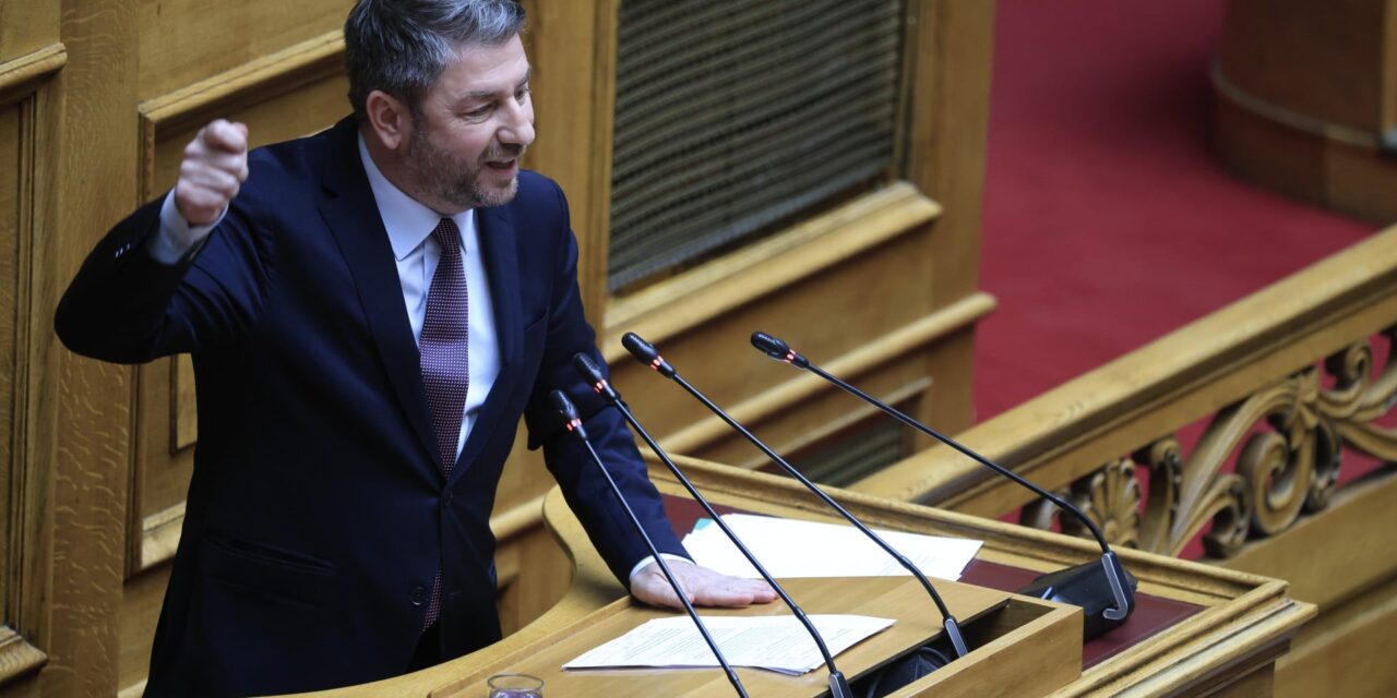 Ν. Ανδρουλάκης: Οφείλω να στραφώ νομικά κατά του διοικητή της ΕΥΠ