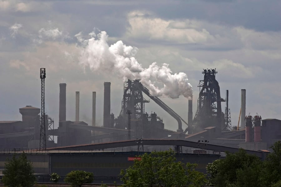 Ο Στάρμερ εθνικοποιεί την British Steel