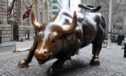 Wall Street: Πάνω από 50.000 ο Dow