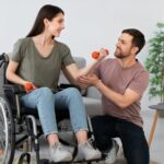 «Προσωπικός Βοηθός»: Το πρόγραμμα ενισχύεται με 34,8 εκατ. ευρώ από το ΕΣΠΑ – Οι δικαιούχοι
