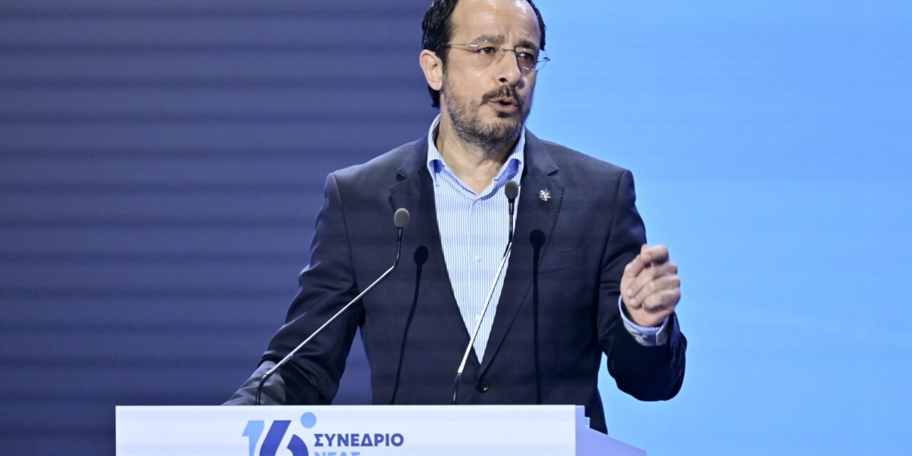 «Τα μεγάλα εθνικά θέματα, η οικονομία, η άμυνα δεν προσφέρονται για πειραματισμούς»