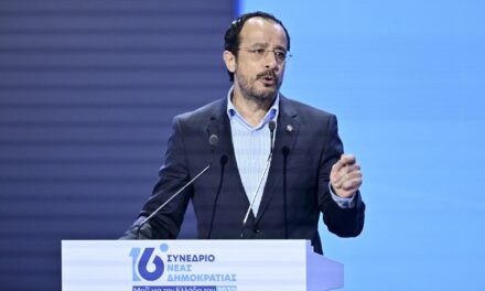 «Τα μεγάλα εθνικά θέματα, η οικονομία, η άμυνα δεν προσφέρονται για πειραματισμούς»