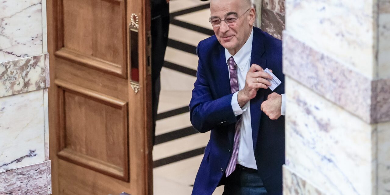 Η «Ισχυρή Ελλάδα» του Νίκου Δένδια ή πως ένας ΥΕΘΑ θεωρεί τους πολίτες αφελείς…
