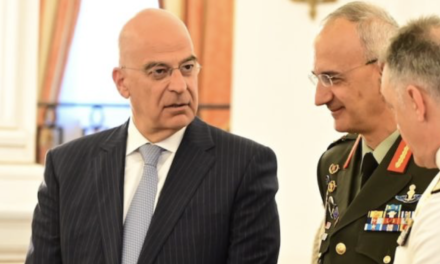 Κλείνουν το Ναυτικό Νοσοκομείο Πειραιά, μετακομίζουν το Ναυτοδικείο, αγνοούν ακόμη και προειδοποιήσεις ασφαλείας!