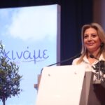 Reuters: Από τα Τέμπη στην πολιτική αρένα η Μαρία Καρυστιανού