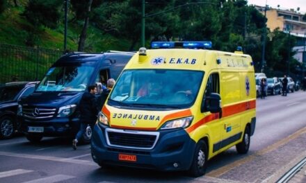 Δύο 17χρονα κορίτσια έπεσαν στο κενό από τον 6ο όροφο-Νεκρή η μία κοπέλα