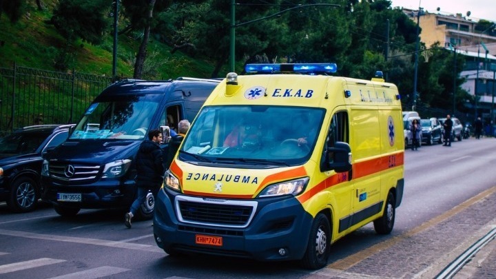 Δύο 17χρονα κορίτσια έπεσαν στο κενό από τον 6ο όροφο-Νεκρή η μία κοπέλα