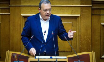 Η χώρα έχει περιέλθει σε μείζονα πολιτική και θεσμική κρίση, με ευθύνη του κ. Μητσοτάκη