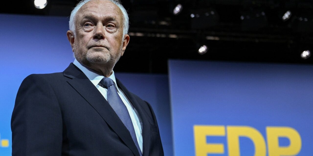 Ο Βόλφγκανγκ Κουμπίκι εξελέγη αρχηγός του FDP