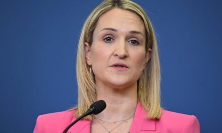 Νομοσχέδιο για απαγόρευση εμπορευμάτων από ισραηλινούς εποικισμούς της Δυτικής Όχθης έως τον Ιούλιο