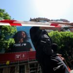 Το κόμμα συνεργάζεται πλήρως με τις αρχές