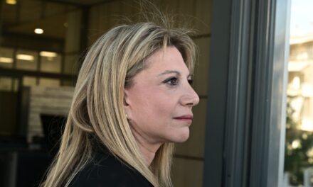 Ζητά αναβάθμιση του κατηγορητηρίου για τον Κώστα Αχ. Καραμανλή