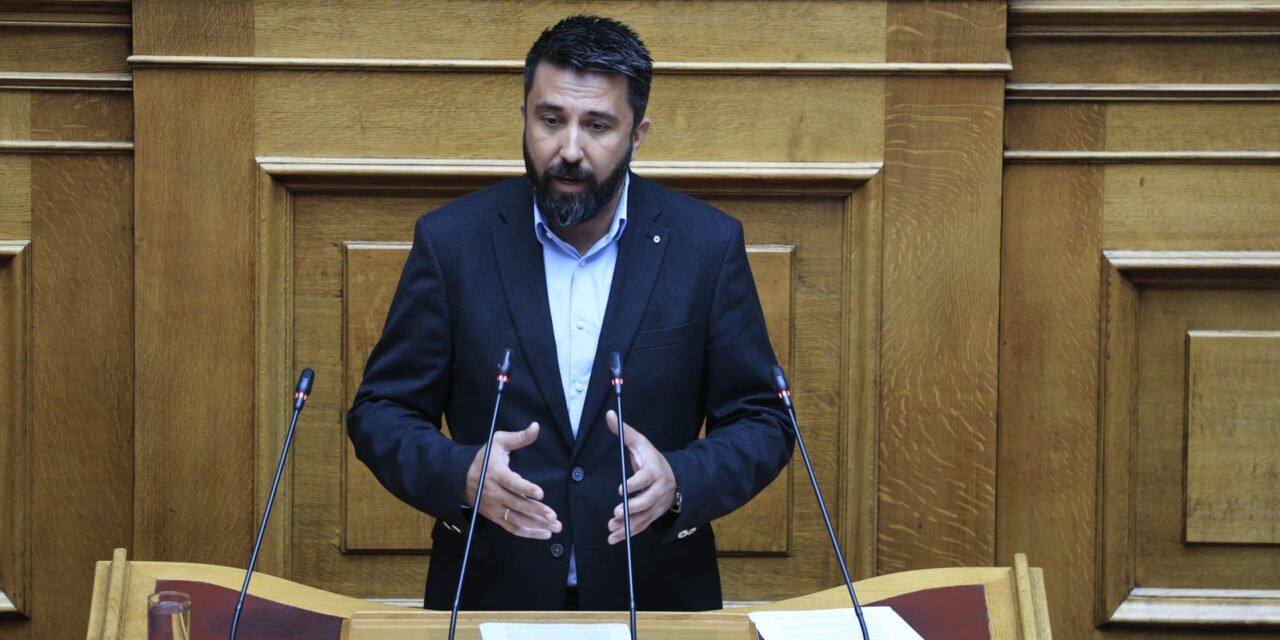Κύκλοι της Νέας Αριστεράς για την αποχώρηση Οζγκιούρ: «Όλοι κρίνονται από τις επιλογές τους»