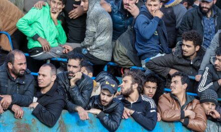 POLITICO: «Υπερτιμολογήσεις 11 εκατομμυριων σε κέντρα μεταναστών στην Ελλάδα»