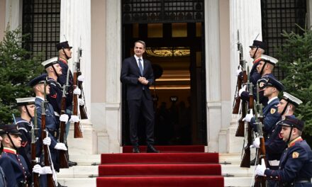 «ΟΥΔΕΙΣ δικός μας αδιόριστος. Μην αφήνετε τίποτα όρθιο»! Πάνω από 3.500 μετακλητοί! Κων.Φράγκος και Διαξιφισμοί
