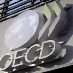ΟΟΣΑ: Πρωτιά Ελλάδας στην αύξηση του εισοδήματος νοικοκυριών στο τέταρτο τετράμηνο του 2025