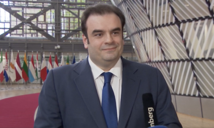 Eurogroup: «Αβεβαιότητα και διάρκεια» οι δύο λέξεις-κλειδιά από τον Κ. Πιερρακάκη λόγω των εξελίξεων στη Μ. Ανατολή