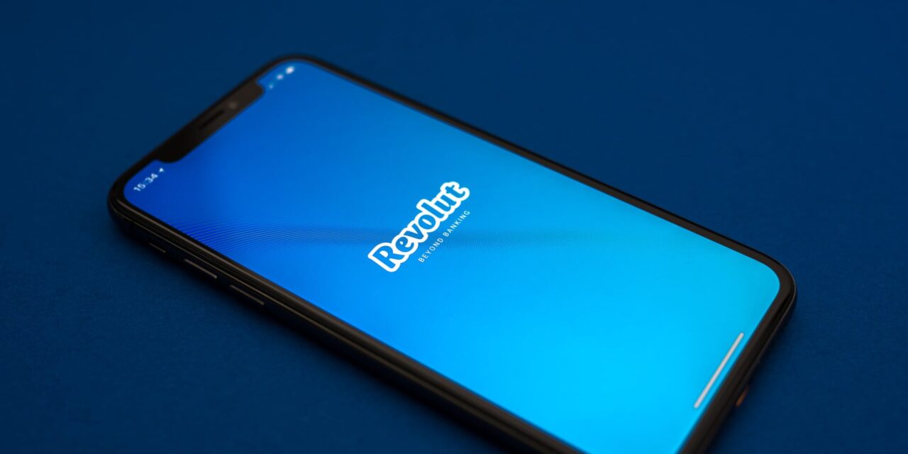 Revolut: Ξεπέρασε το ορόσημο των 2 εκατ. πελατών στην Ελλάδα